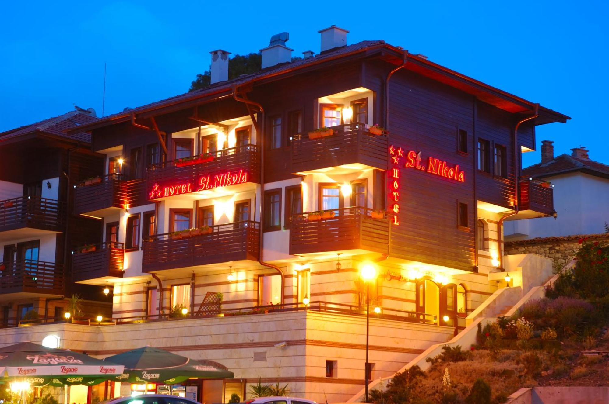 Family Hotel Saint Nikola Nesebar Esterno foto